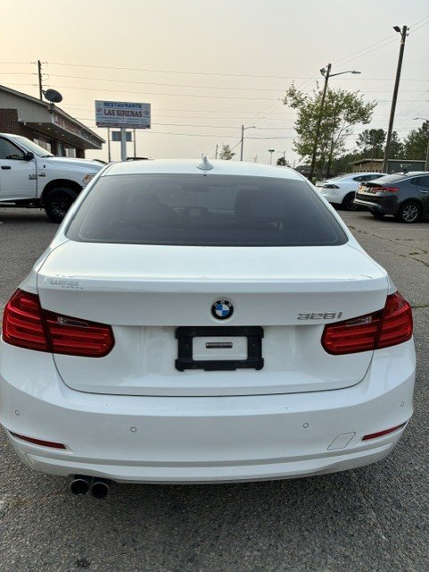 2015 BMW 3 Series - $9,950