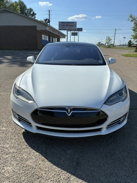 2015 Tesla Model S - $19,133
