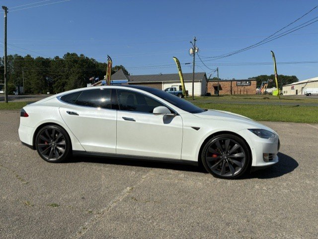 2015 Tesla Model S - $19,133