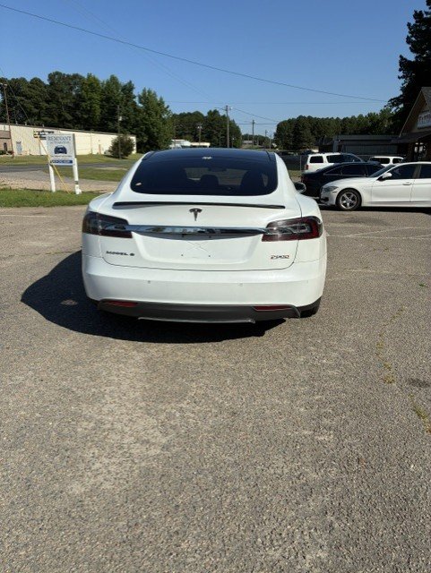 2015 Tesla Model S - $19,133