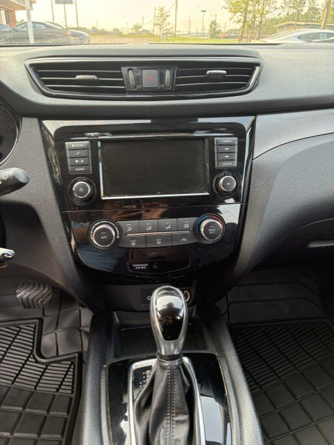2021 Nissan Rogue - $13,395