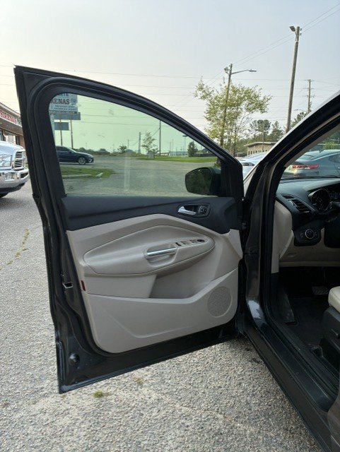 2017 Ford Escape - $7,500