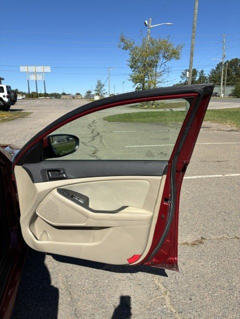 2011 Kia Optima - $6,600