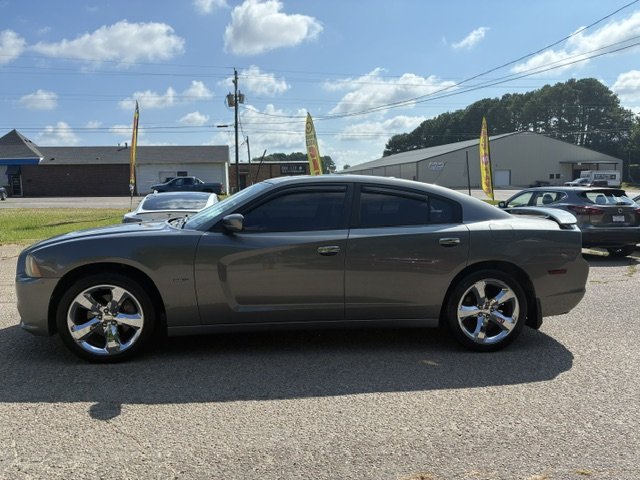 2011 Dodge Charger - $8,100