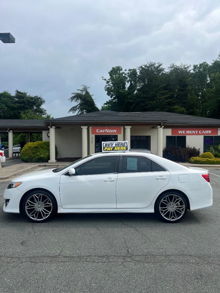 2014 Toyota Camry L photo