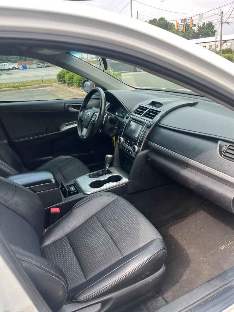 2014 Toyota Camry L photo