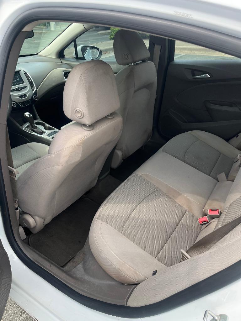 2016 Chevrolet Cruze - $7,995