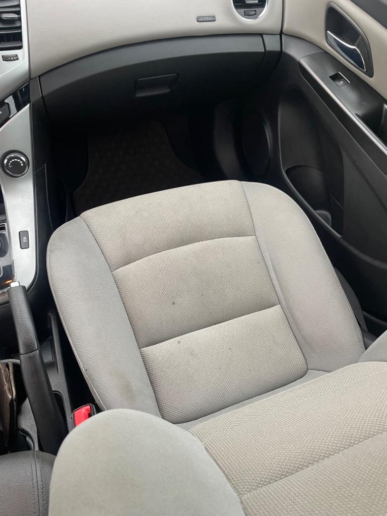 2014 Chevrolet Cruze 1LT Auto photo