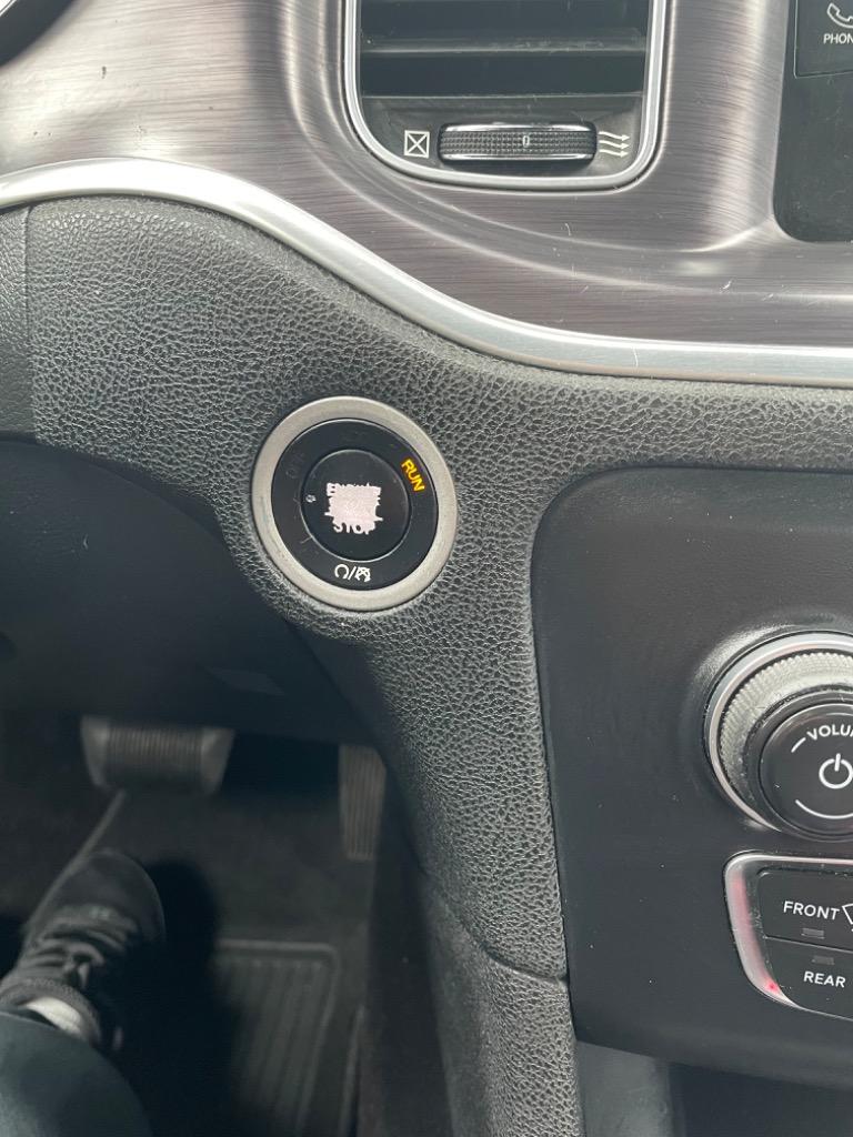 2017 Dodge Charger SE photo