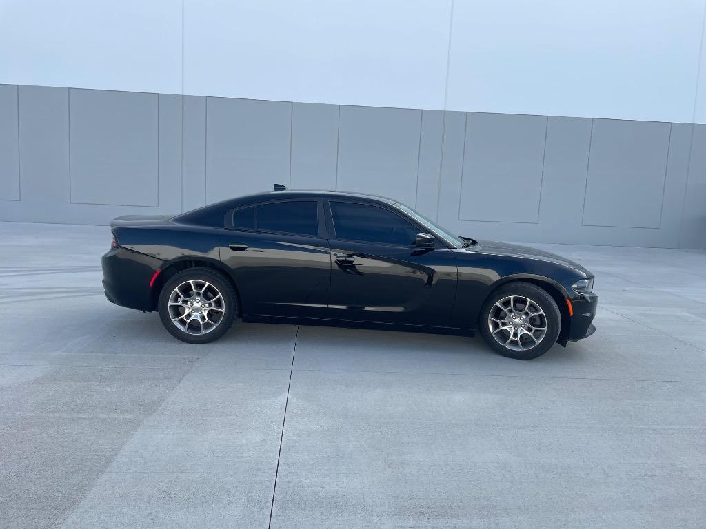 2015 Dodge Charger SXT photo
