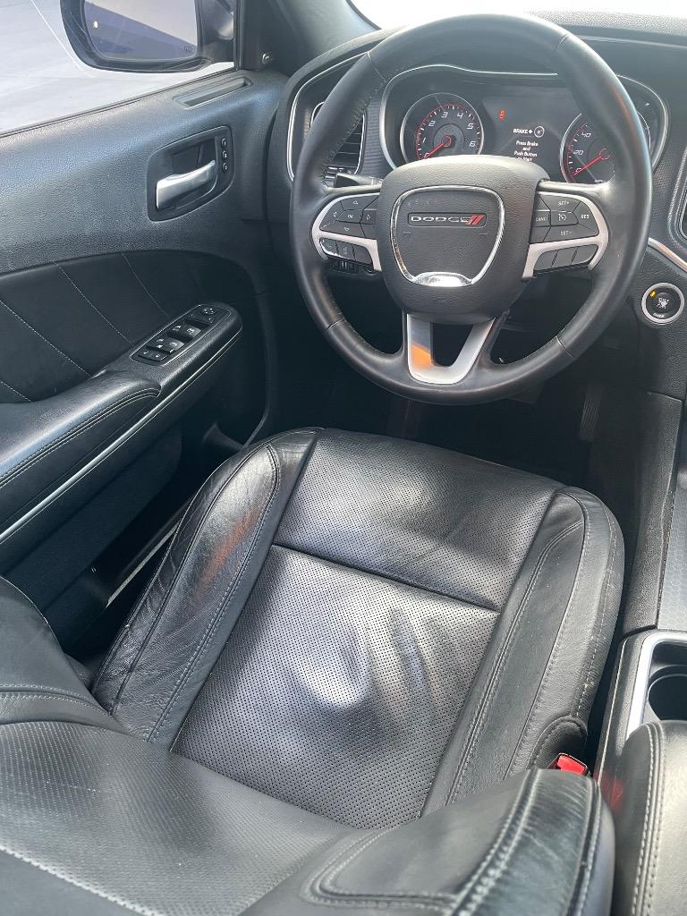 2015 Dodge Charger SXT photo