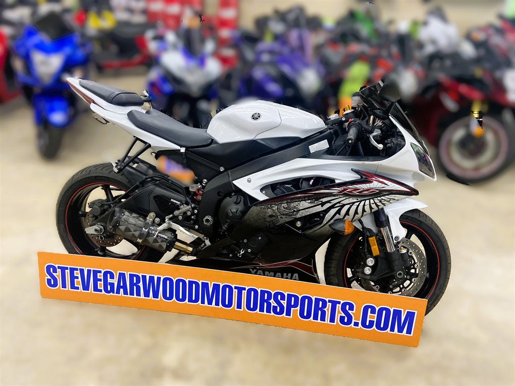 2012 Yamaha Yzf-r6 - $8,395