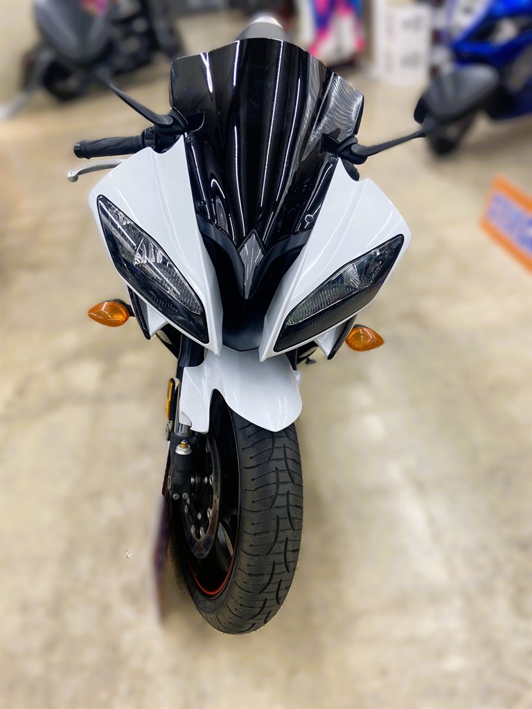 2012 Yamaha Yzf-r6 - $8,395