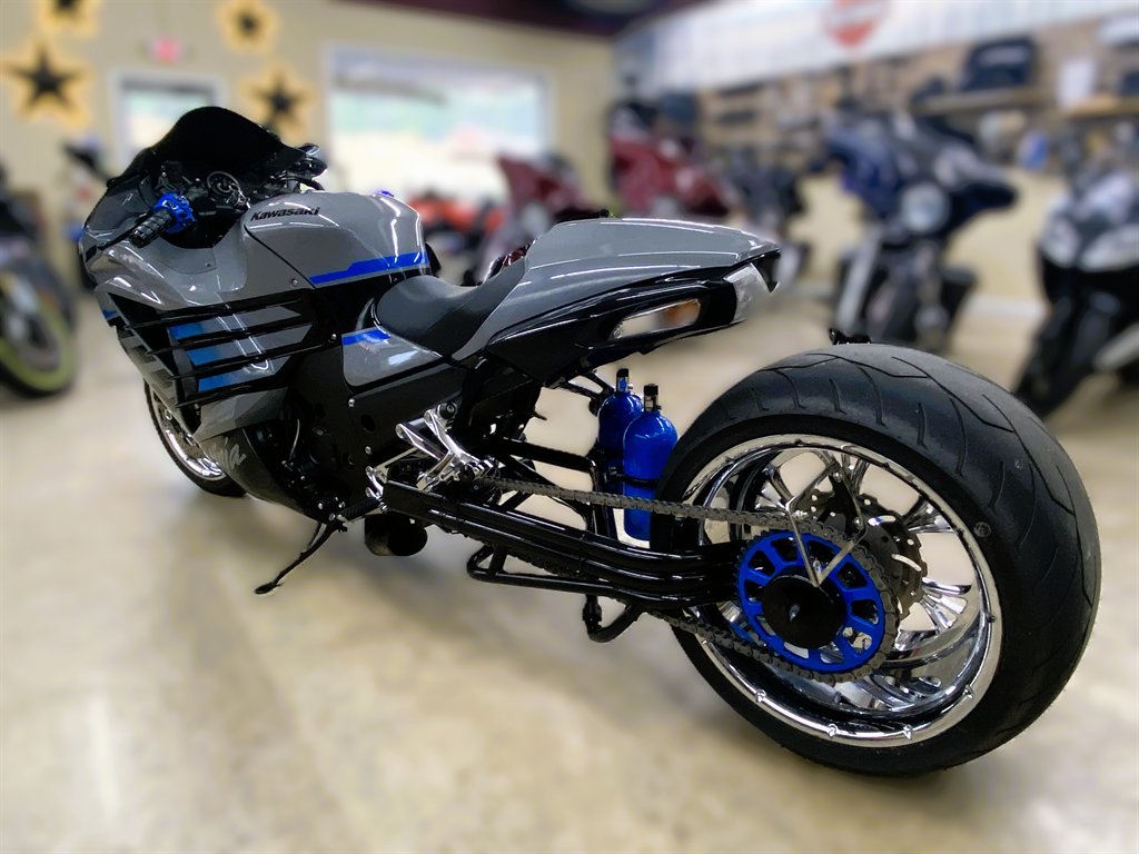 2022 Kawasaki Ninja Zx-14 - $24,995