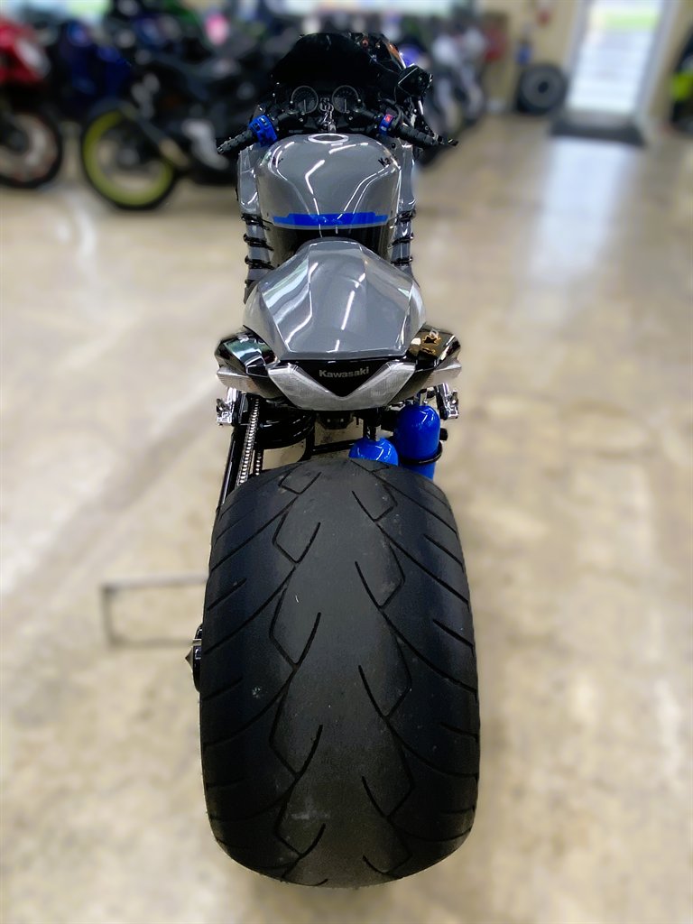 2022 Kawasaki Ninja Zx-14 - $24,995