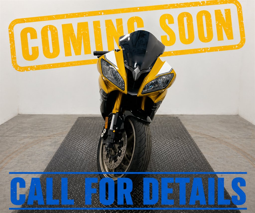 2016 Yamaha Yzf-r6 - $9,995