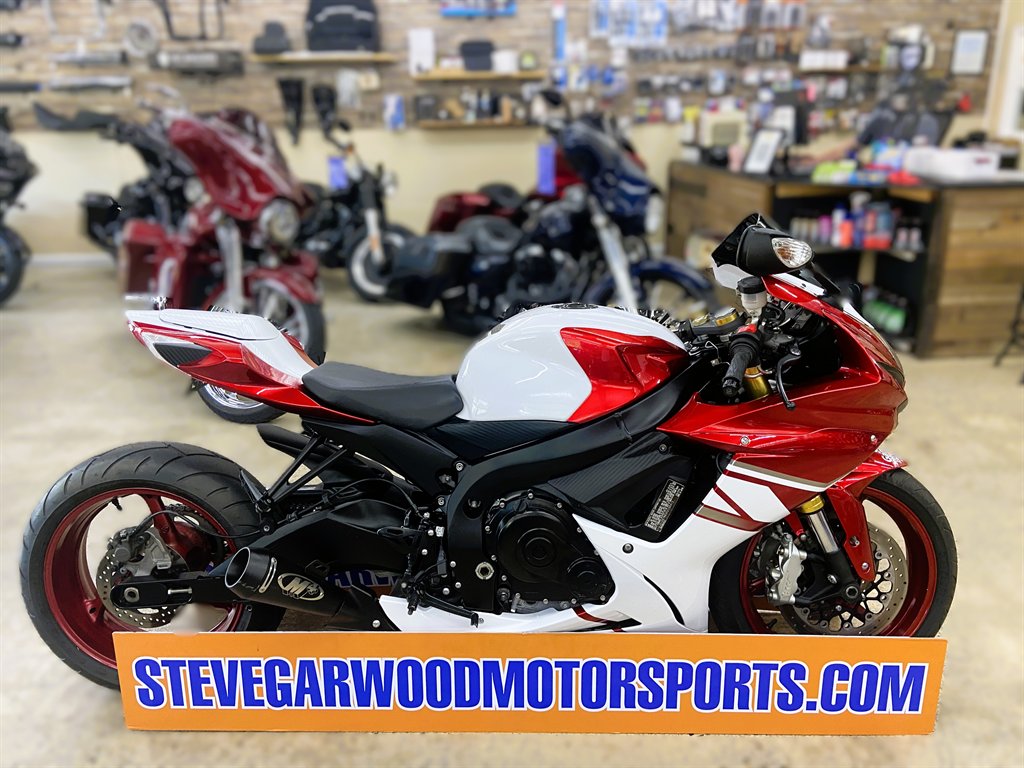 2017 Suzuki GSX-R600 - $10,995