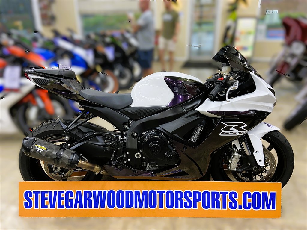 2022 Suzuki Gsx-r600 - $9,295