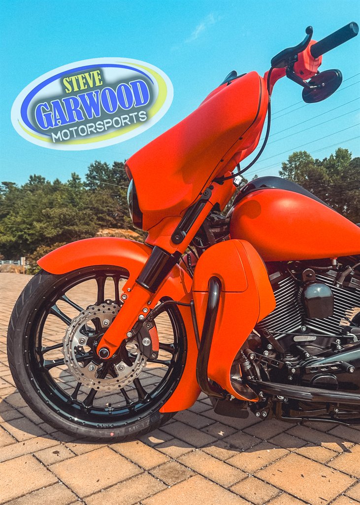 2023 Harley-Davidson Street Glide - $31,995