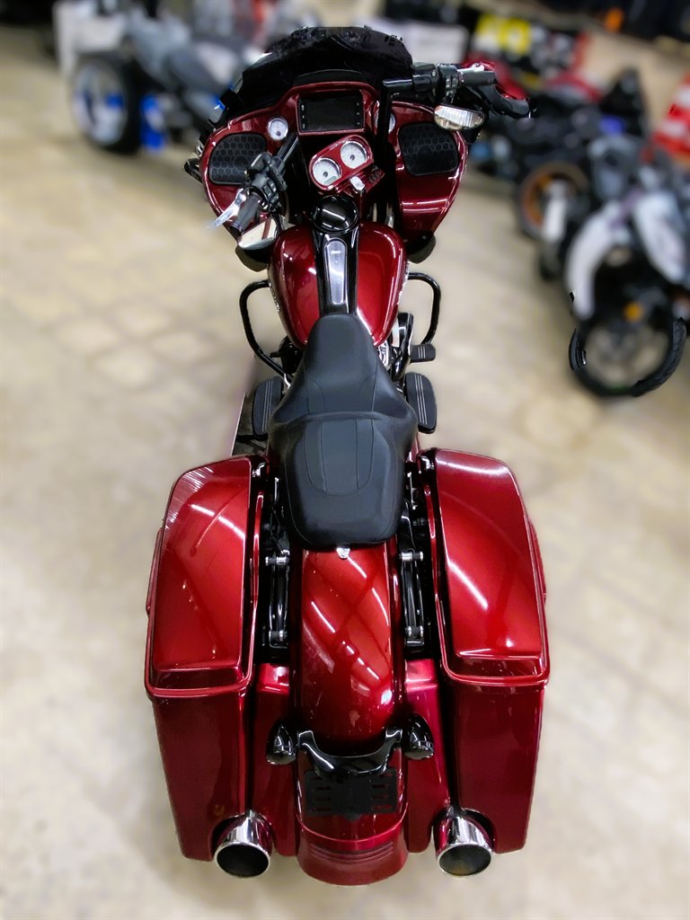 2017 Harley Davidson Road Glide - $17,995