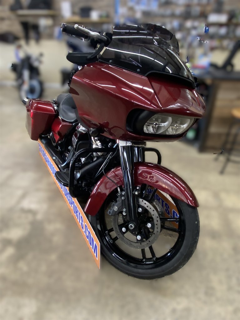 2017 Harley Davidson Road Glide - $17,995