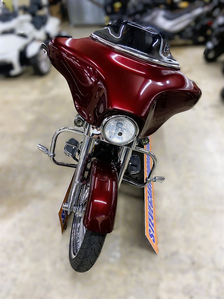 2008 Harley-davidson Street Glide - $9,995