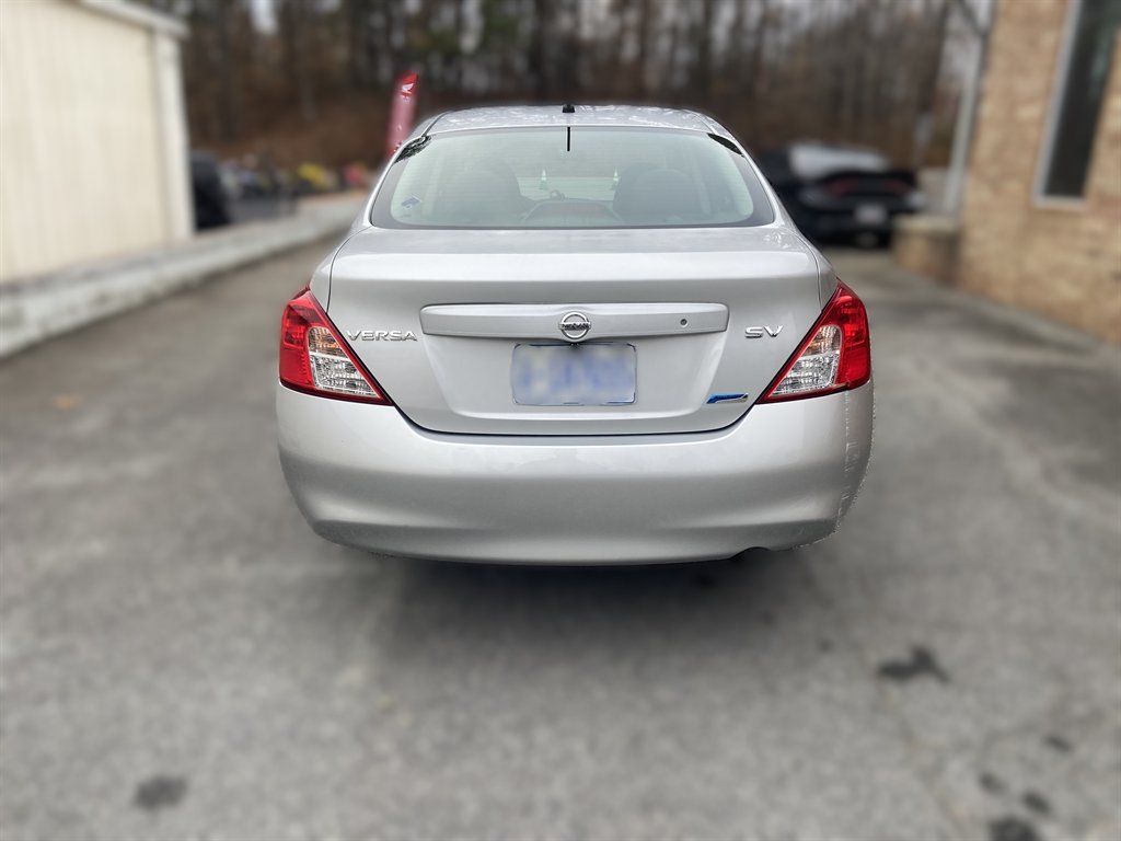 2012 Nissan Versa - $3,995