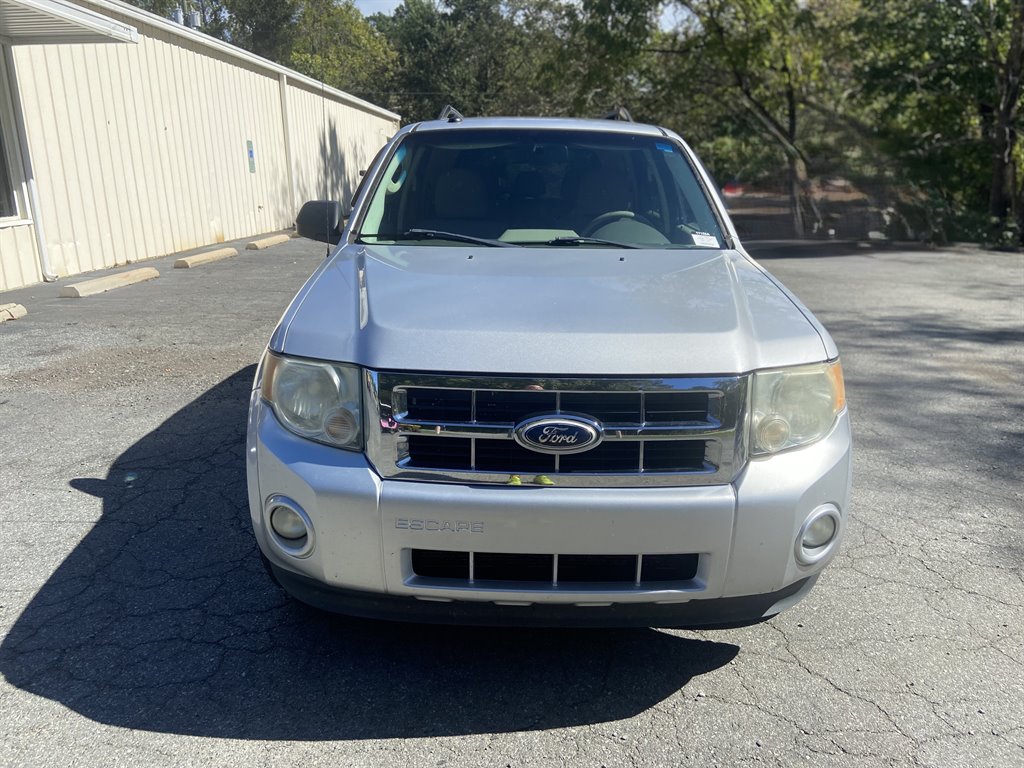 2011 Ford Escape - $2,995