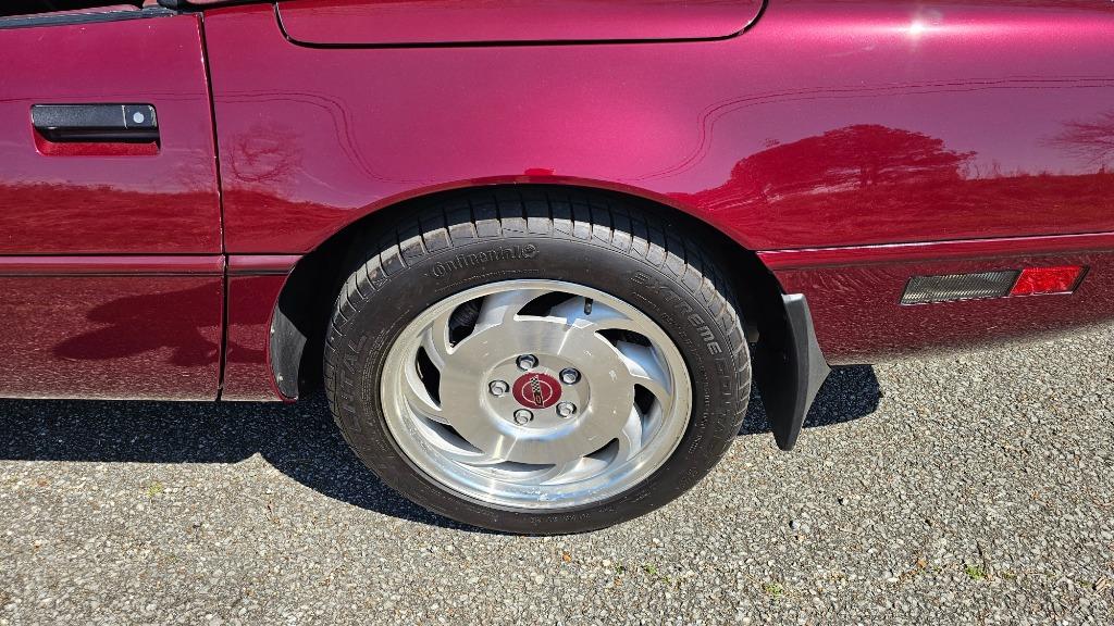 1993 Chevrolet Corvette - $10,900