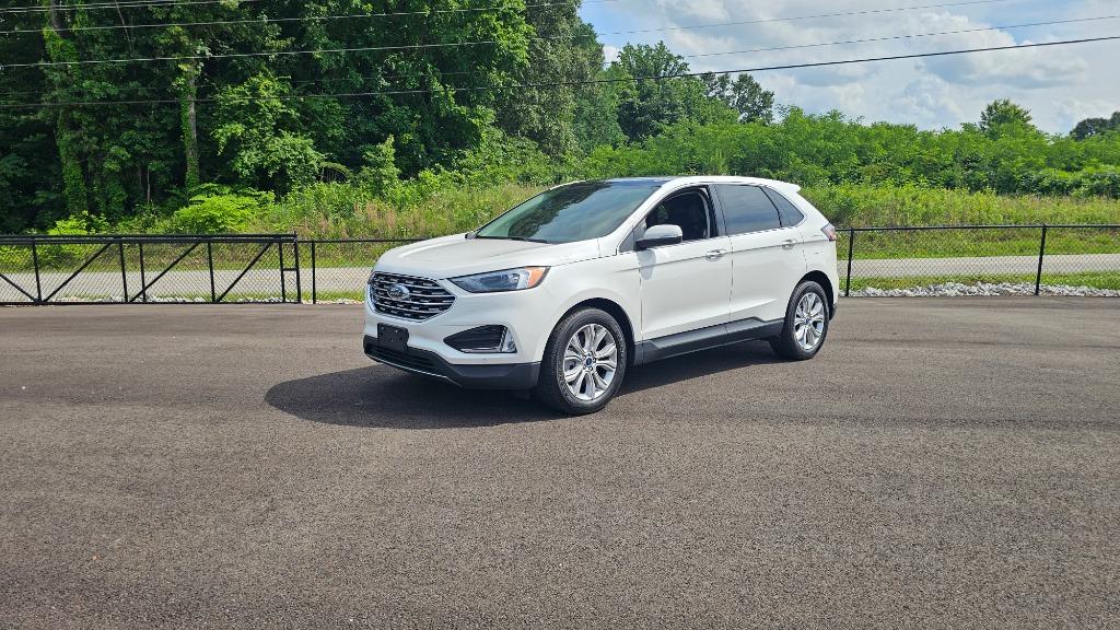 2022 Ford Edge - $15,900