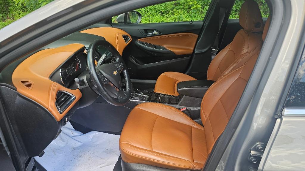2017 Chevrolet Cruze - $8,450