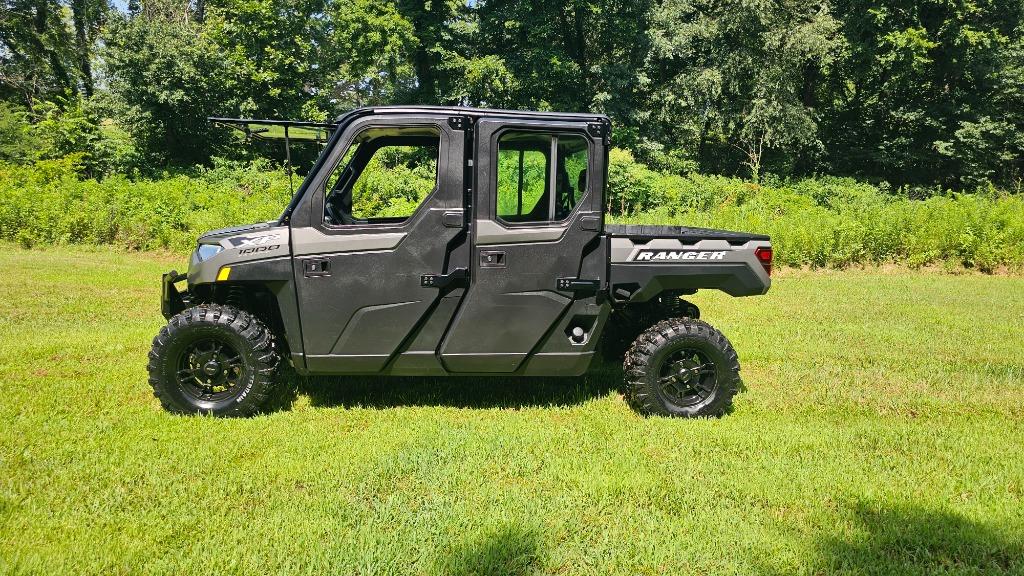 2022 Polaris Ranger Crew Xp 1000 - $24,900