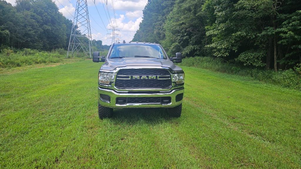 2020 Ram 2500 - $28,900