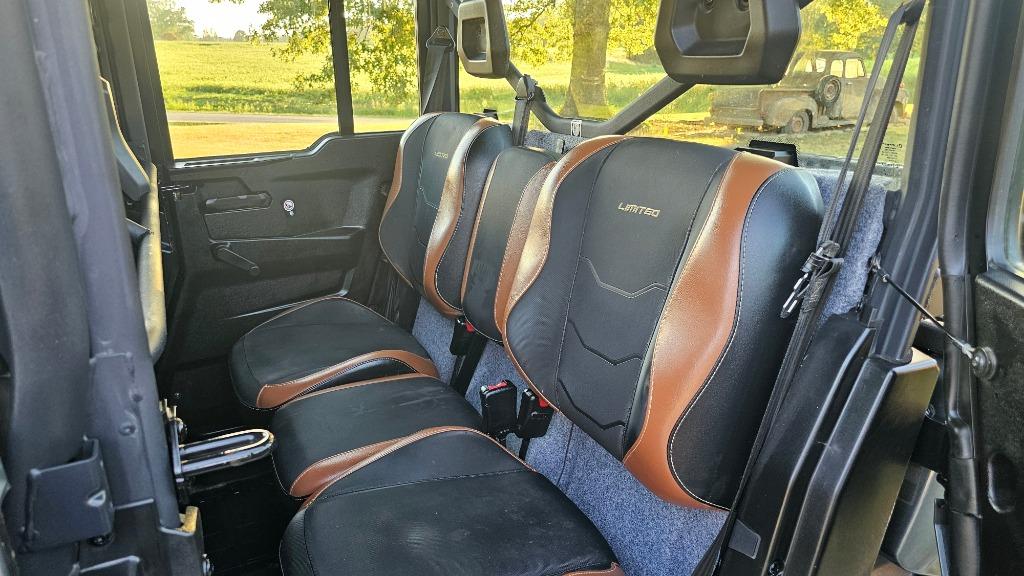 2023 Can-am Defender/traxter - $24,500