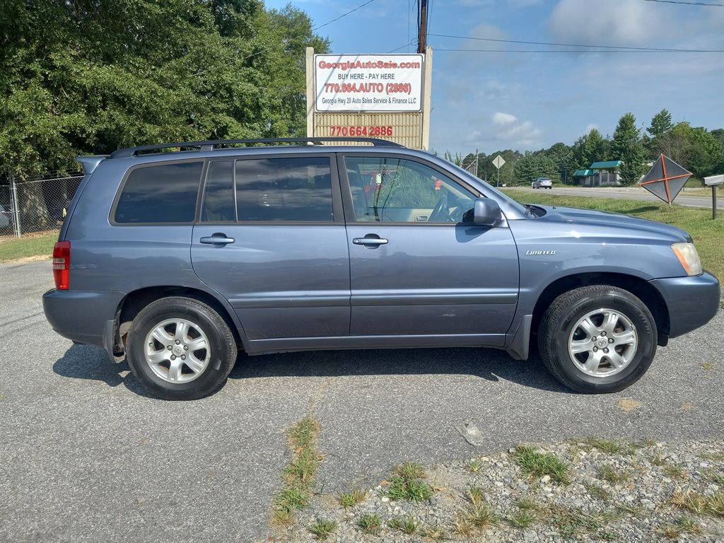 The 2002 Toyota Highlander photos