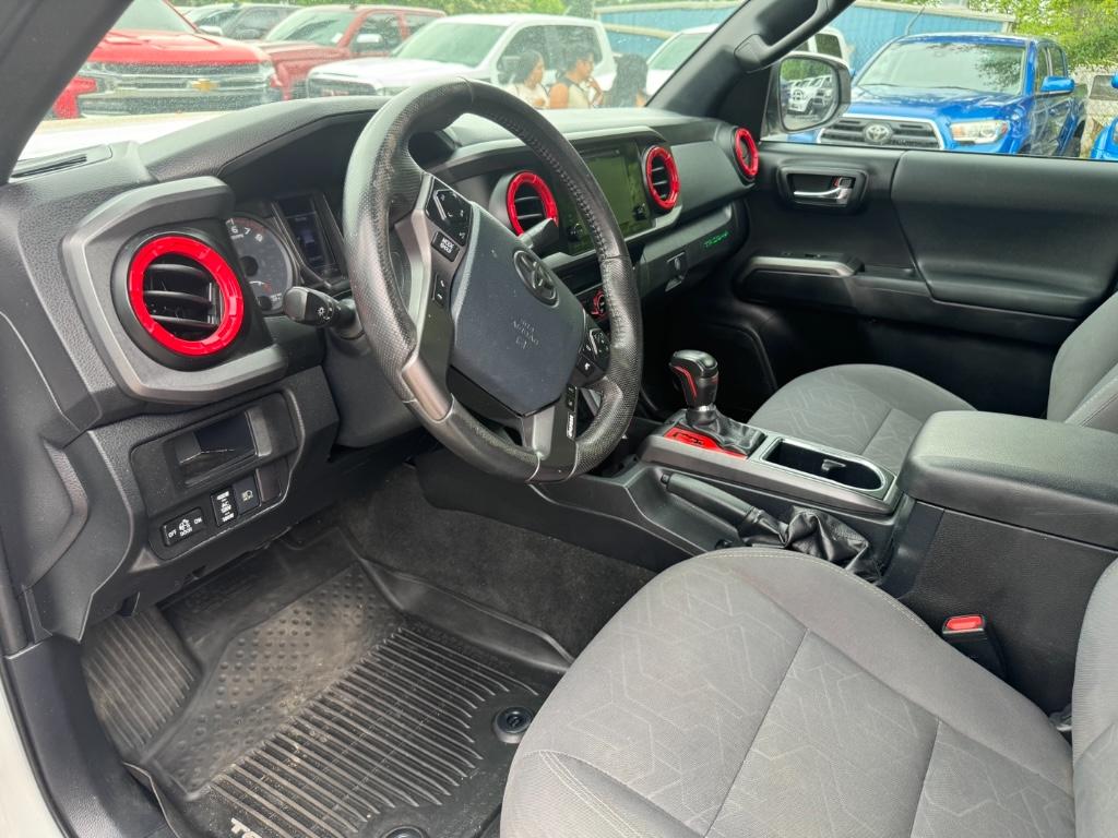 2019 Toyota Tacoma TRD Offroad photo