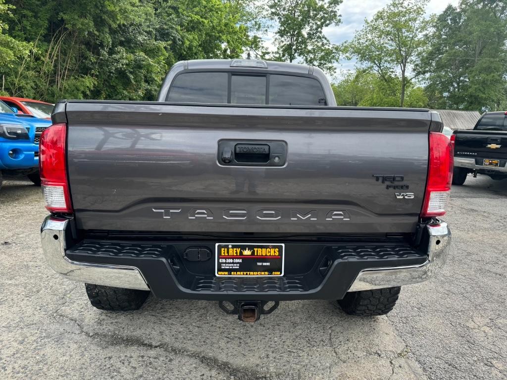 2016 Toyota Tacoma SR5 photo
