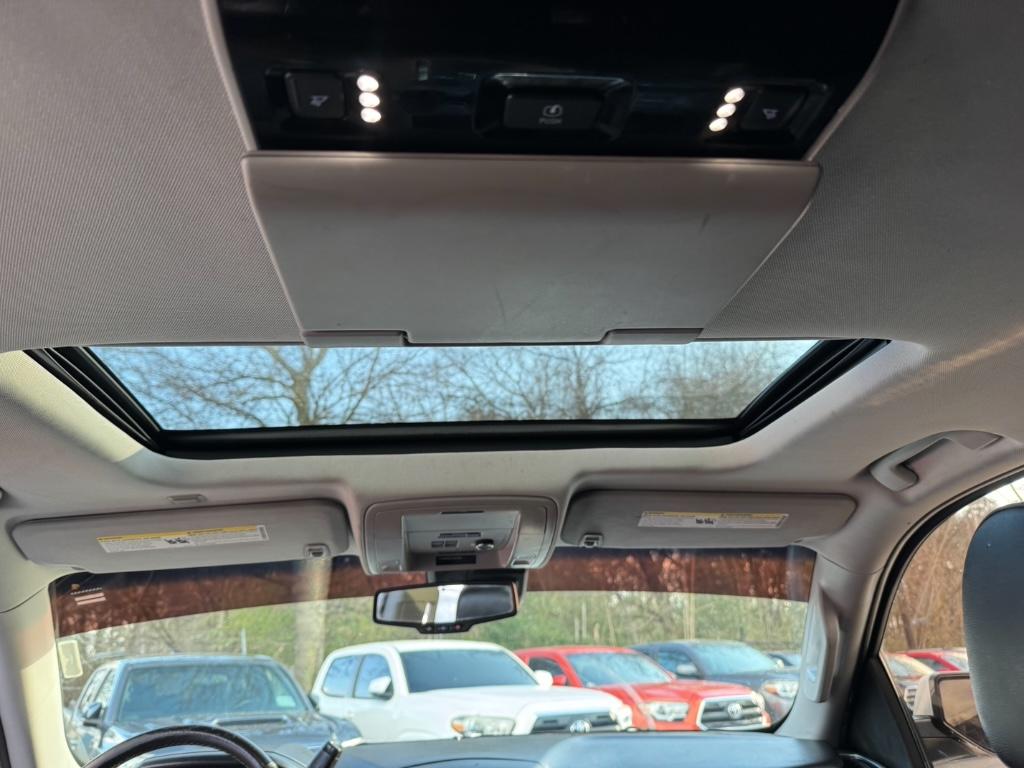 2015 Chevrolet Tahoe - $19,995