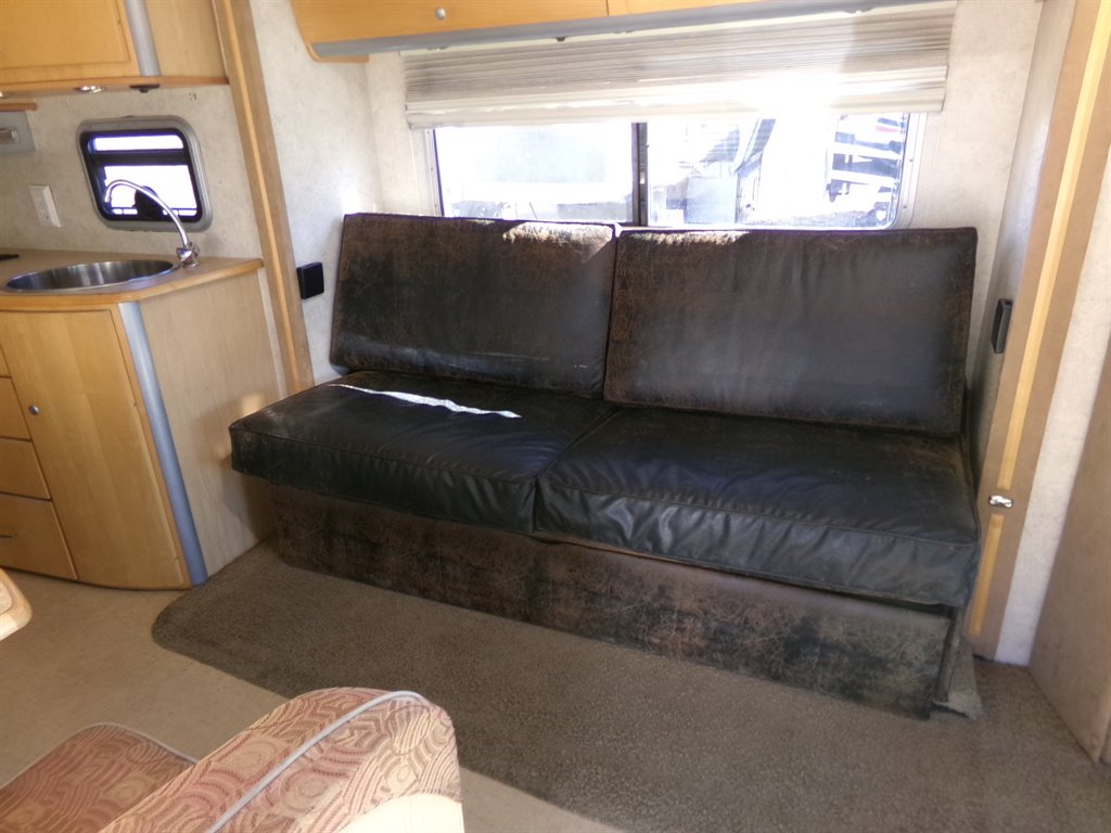 2006 Winnebago View WD523h  photo