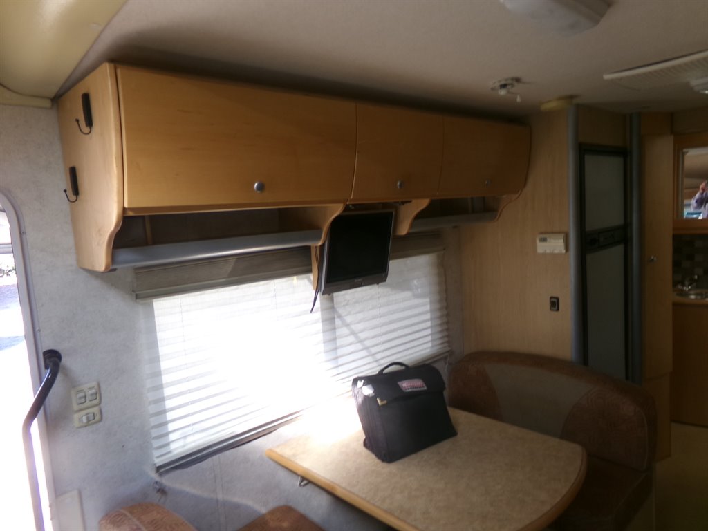 2006 Winnebago View WD523h  photo