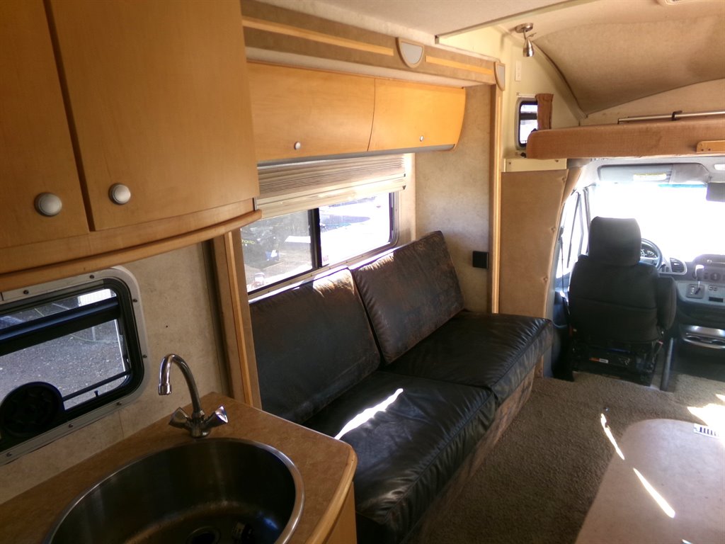 2006 Winnebago View WD523h  photo