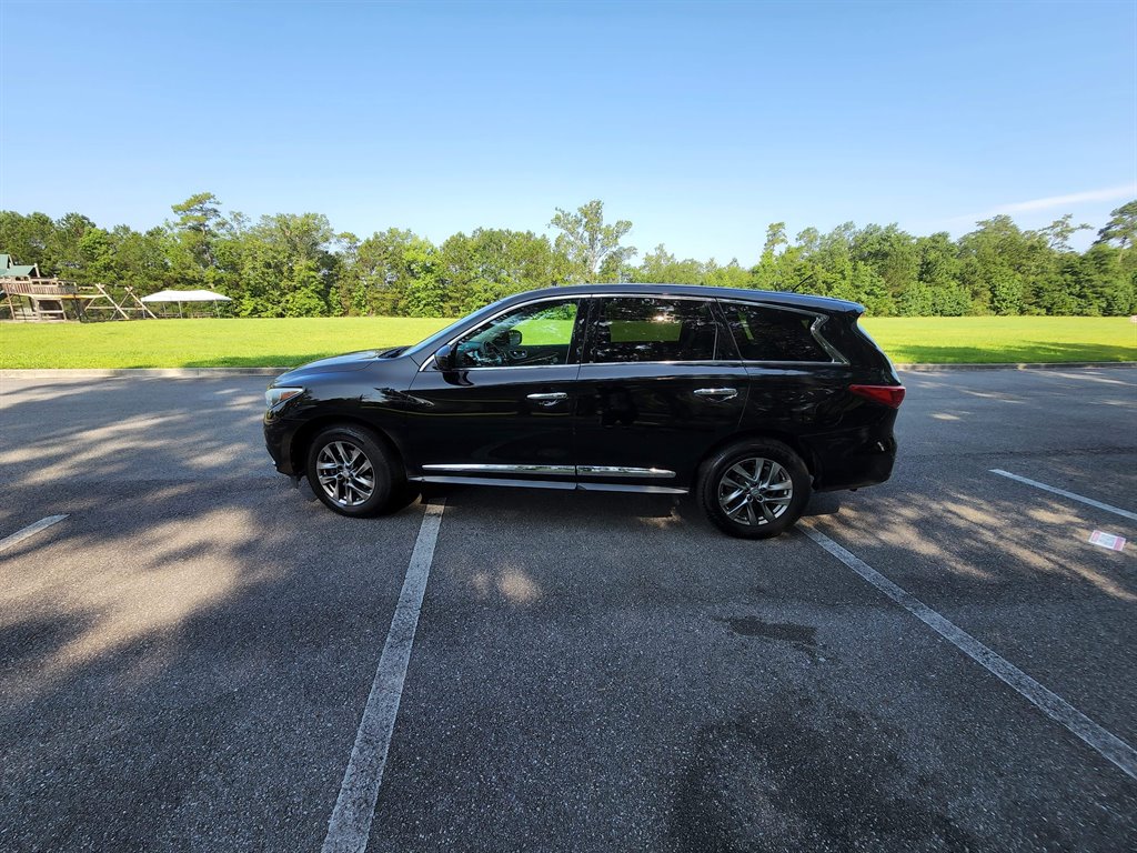 2013 Infiniti JX35 photo