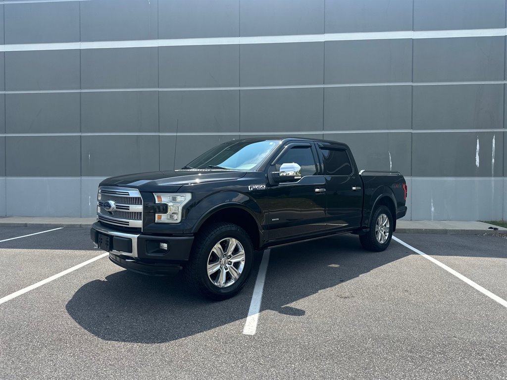 2015 Ford F150 Platinum photo