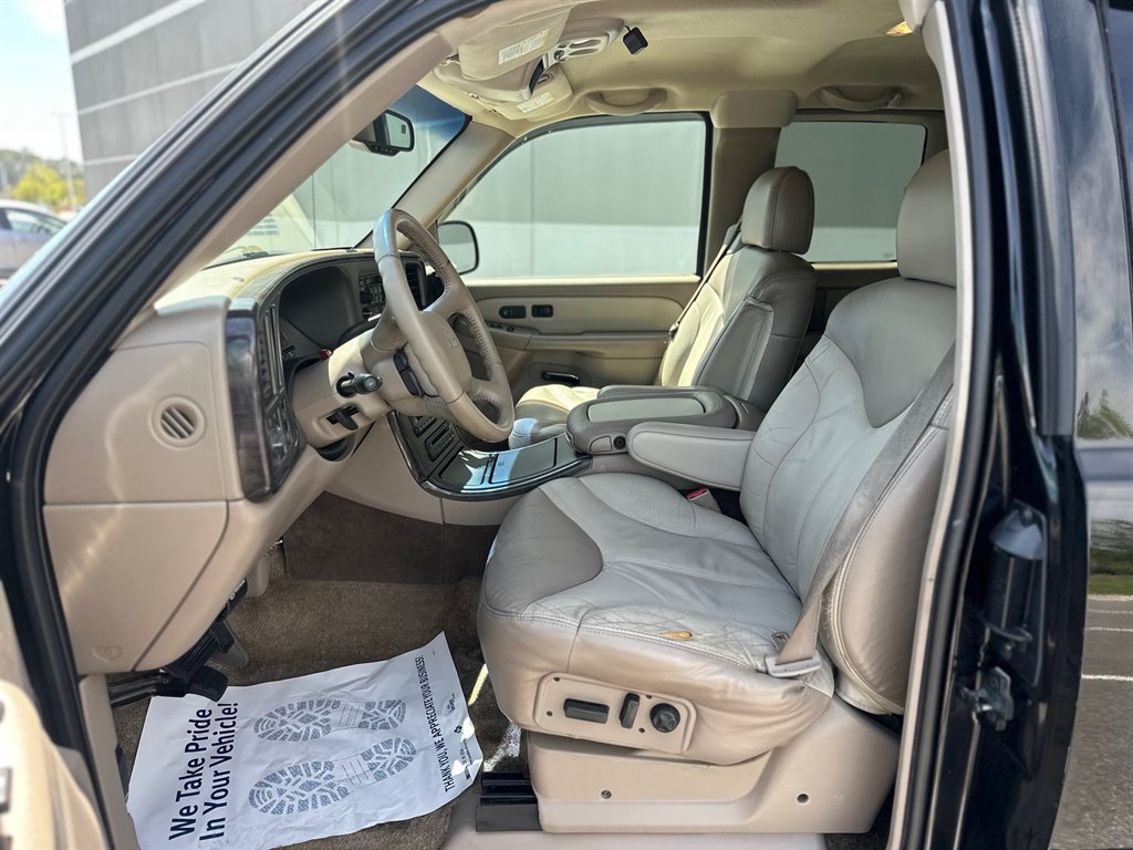 2002 GMC Sierra 1500 Denali photo
