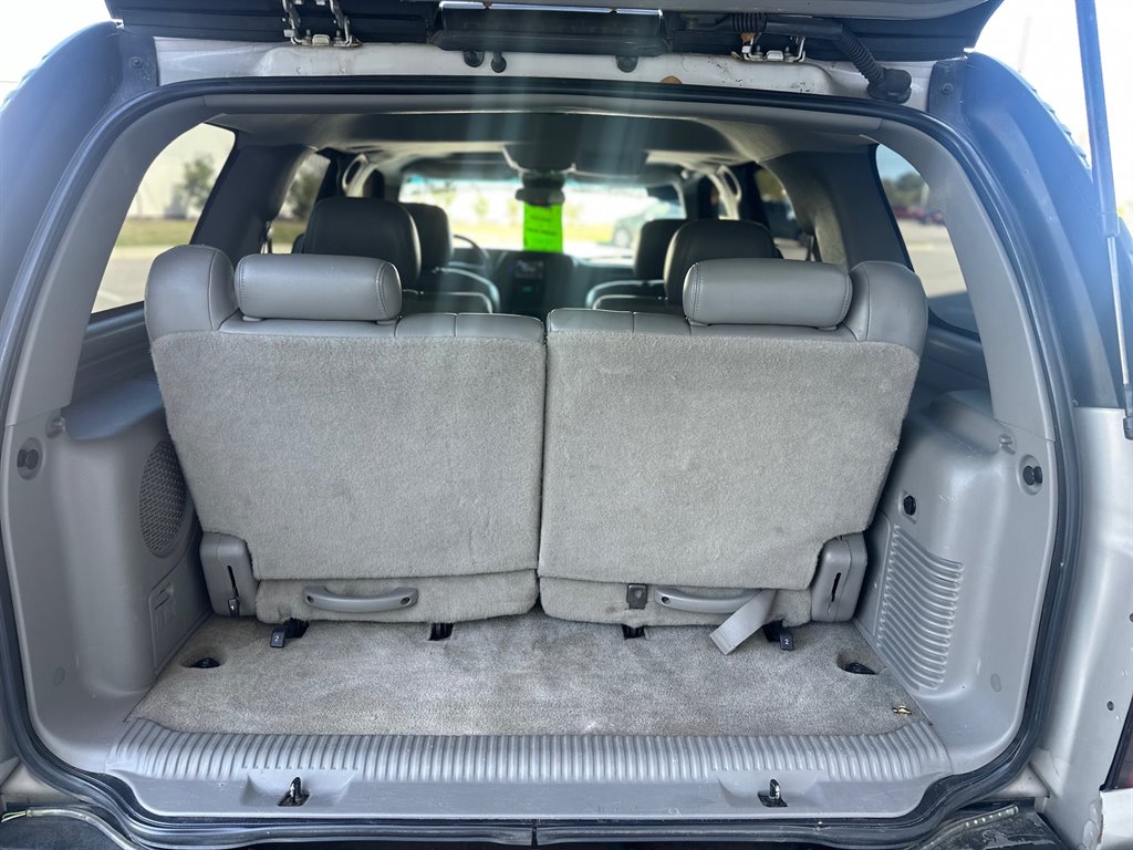 2005 Chevrolet Tahoe LS photo