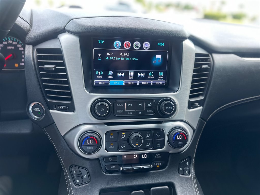 2019 GMC Yukon XL 1500 SLT photo