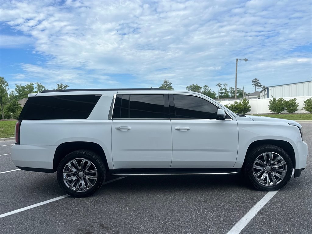 2019 GMC Yukon XL 1500 SLT photo