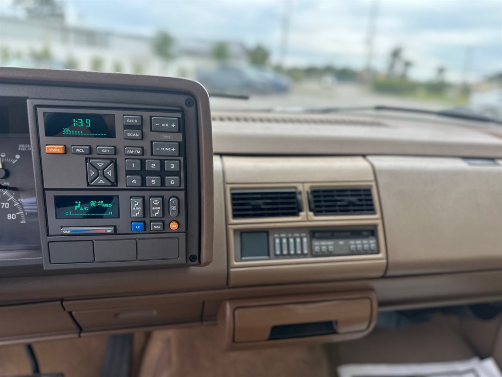 1994 Chevrolet RSX C2500 Cheyenne photo