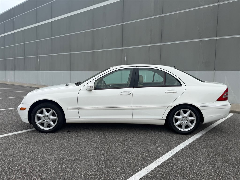 2002 Mercedes-Benz C-Class - $6,900
