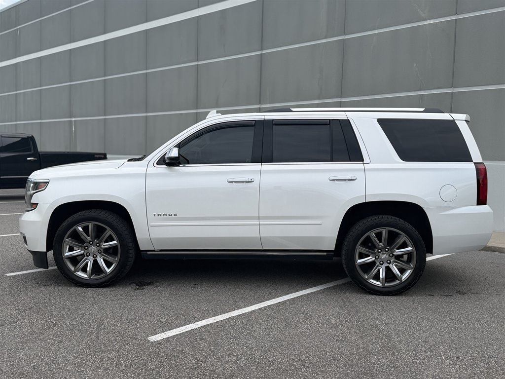 2017 Chevrolet Tahoe - $19,900